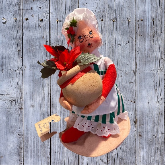 Annalee Other - Annalee Vintage 1993 Mrs Claus. NWT